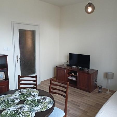 Ferienwohnung Welcome To Daisy Sunny Place! Warna Exterior foto