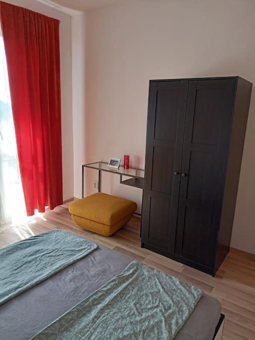 Ferienwohnung Welcome To Daisy Sunny Place! Warna Exterior foto